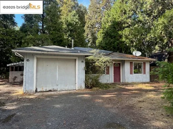 22734 Confidence Rd, Twain Harte, CA 95383