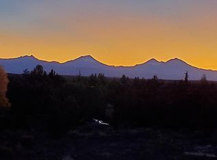 3081 SW 46th St, Redmond, OR 97756