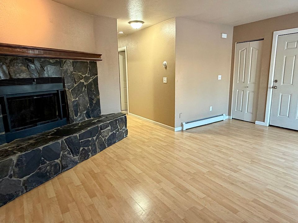1st image of 1250 Balfour Dr APT 4