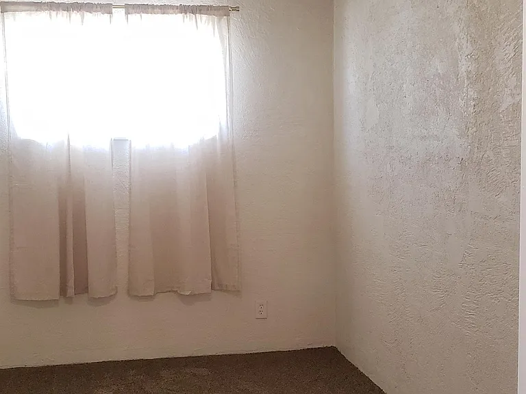 Front bedroom.