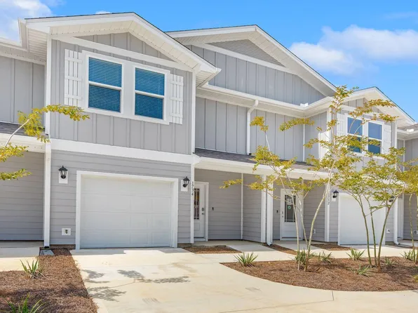 1725 Jakes Dr, Panama City, FL 32405