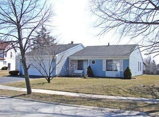 63 Augusta Ct, Glendale Heights, IL