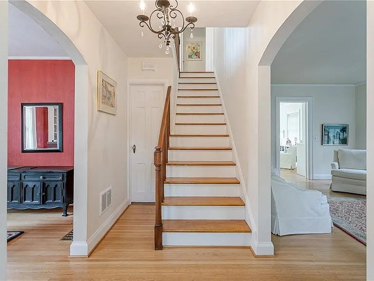 15 Eastview Ter — Photo 3