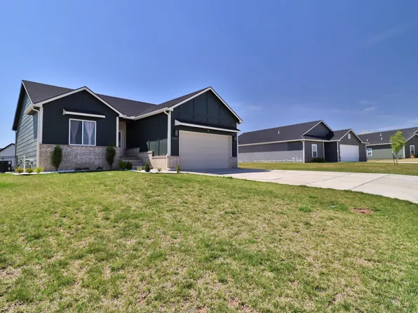 5247 N Cambridge St, Wichita, KS 67226