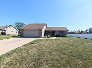 324 Goldenrod Ct, Bluffton, IN 46714