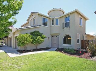 9722 Fall Valley Way, Sacramento, CA 95829