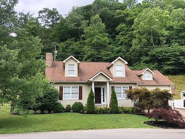 1st image of 174 Peachtree Dr