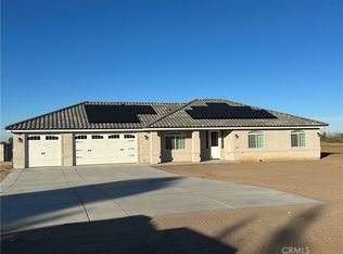 11200 Yucca Terrace Dr, Oak Hills, CA 92344