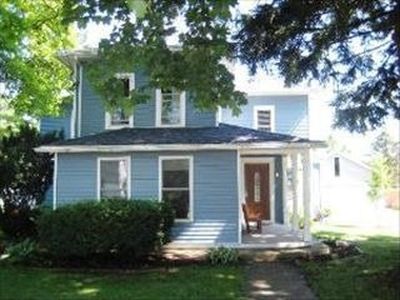 255 W North St, Capron, IL, 61012