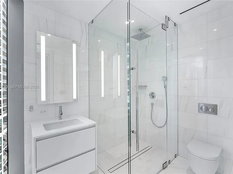 300 Biscayne Boulevard Way #1802 — Photo 23