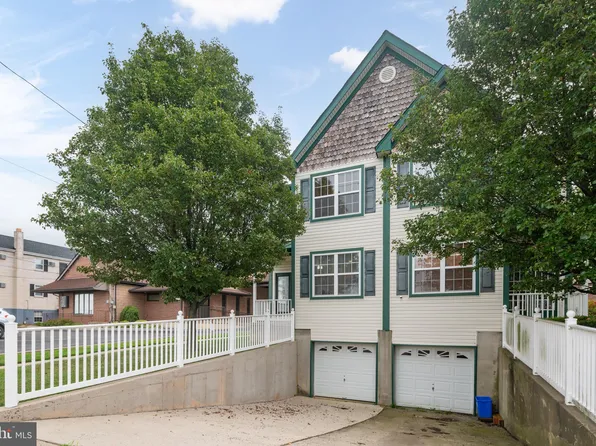 9817 Academy Rd #B, Philadelphia, PA 19114