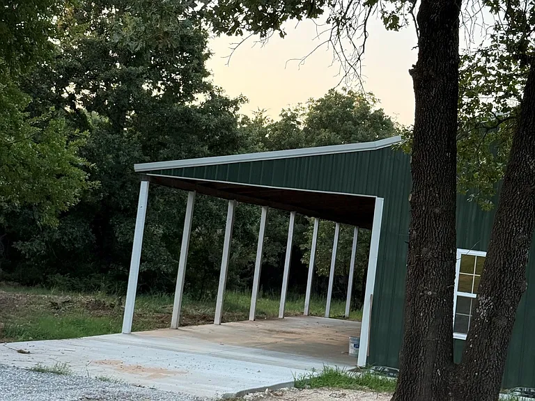 7821 N Range Rd — Photo 1