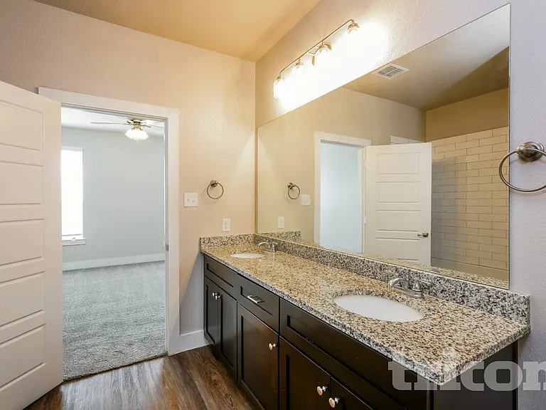 10106 Fort Brown Trl — Photo 8