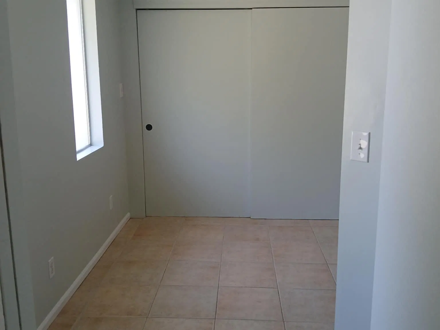 Studio, 650 sqft, $1,200 — Photo 3