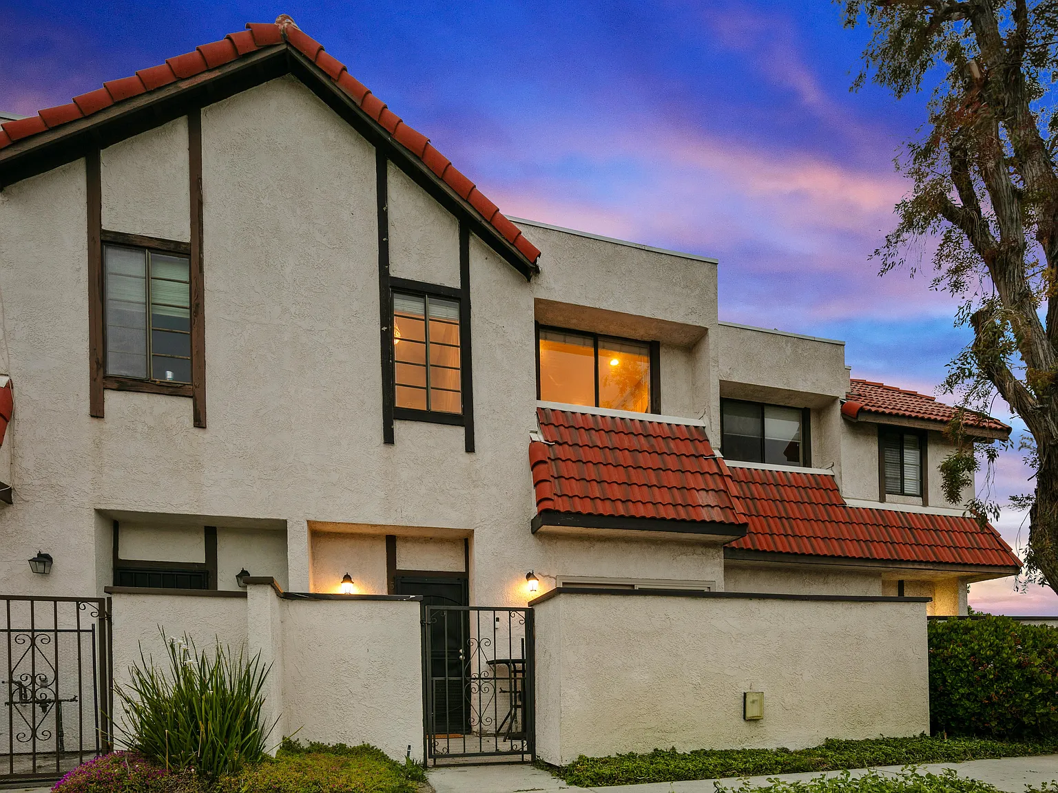 27612 Nugget Dr — Photo 2