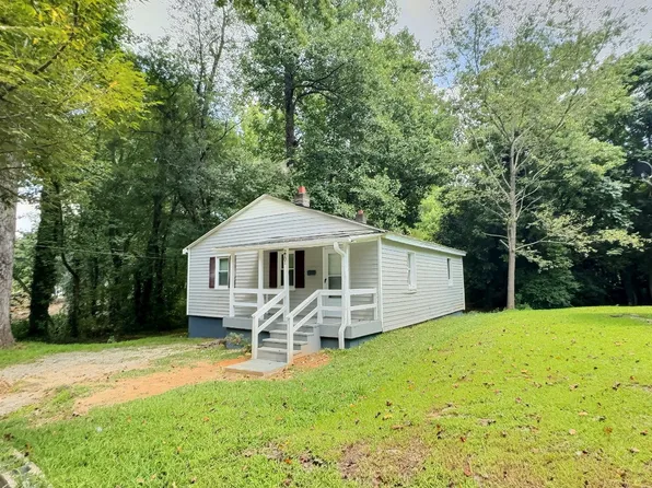 2701 Urban St, Winston Salem, NC 27107