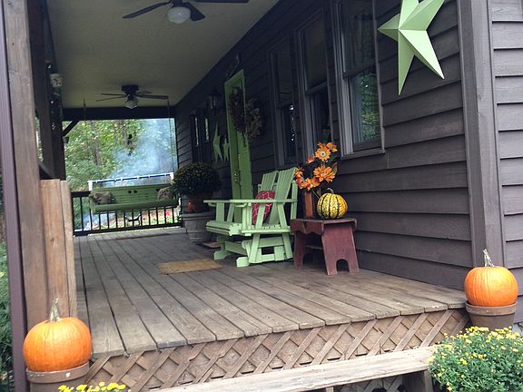 3rd image of 481 Mimosa Dr