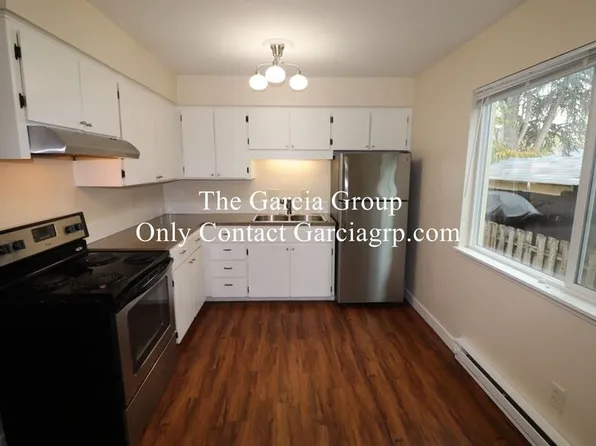 22923 SW Pine St, Sherwood, OR