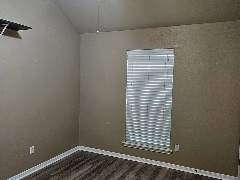 8121 Fieldstone Dr — Photo 10