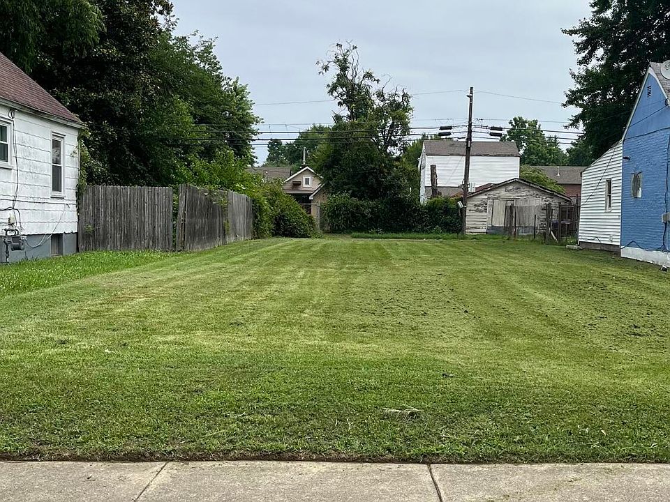 2nd image of 2331 W Burnett Ave