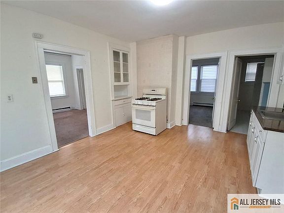 2nd image of 31 Obert St APT 1A