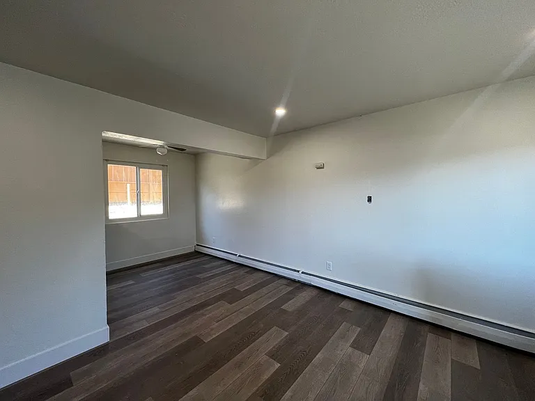 Creekside Townhome Apartments — Photo 11