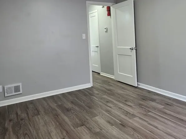 7745 Main St APT 3, Omaha, NE 68127