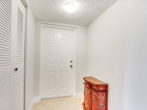 5th image of 272 Village Boulevard #7104