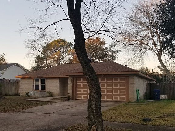 2nd image of 1622 Bent Oak Dr
