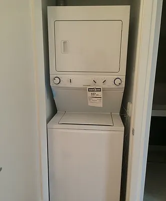 Rented by Mauro Bros Real Estate Services LLC | media 9