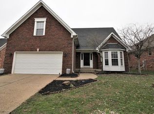 10114 Ivybridge Cir, Louisville, KY 40241
