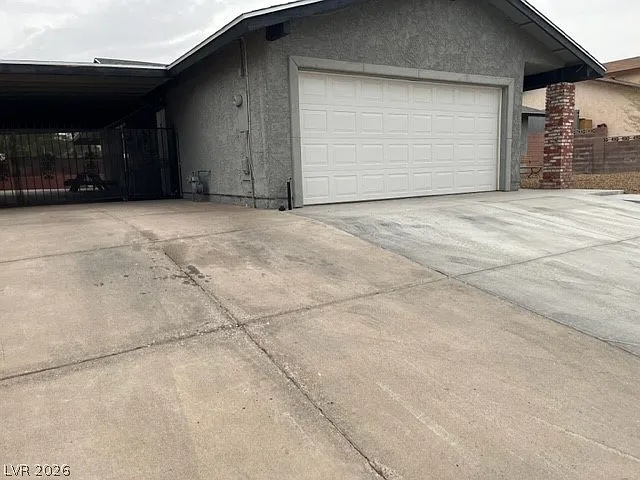 648 Paloma Dr — Photo 2