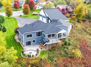 596 Grange Rd, Hudson, WI 54016