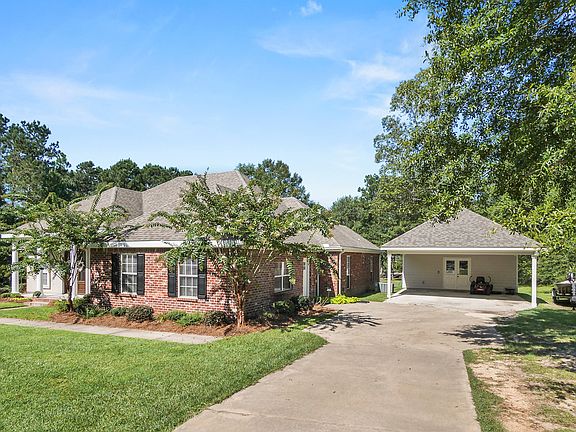 3rd image of 60351 Greentree Dr