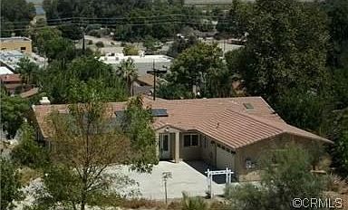 3rd image of 18271 Sanders Dr