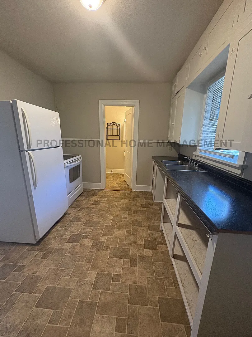 1 Bedroom Apartment Coming Available Soon! — Photo 2