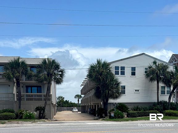2nd image of 554 E Beach Blvd APT 1