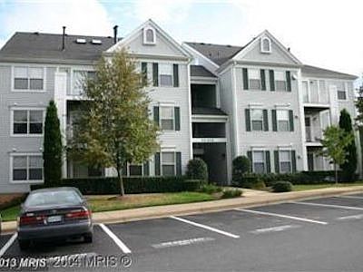 1st image of 10012 Vanderbilt Cir APT 7