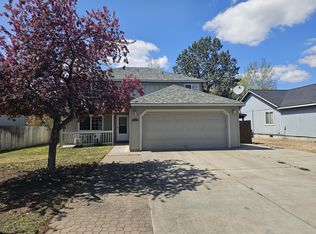 1343 SW 33rd St, Redmond, OR 97756
