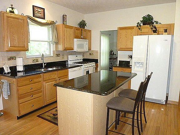 5th image of 6416 Monaghan Dr