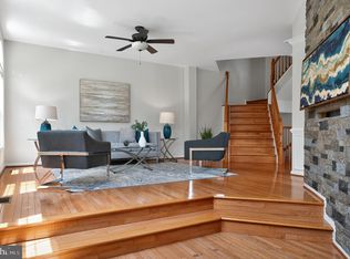 47396 Victoria Falls Sq, Sterling, VA 20165