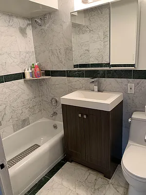 Rented by Olympia House Delaware LP | media 121