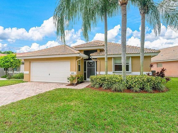 2nd image of 5470 Grande Palm Circle