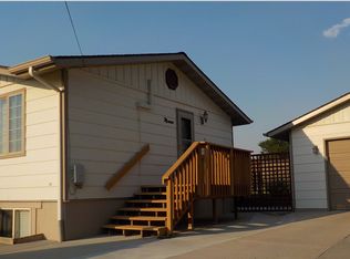 31 1/2 N Carlin St, Sheridan, WY 82801