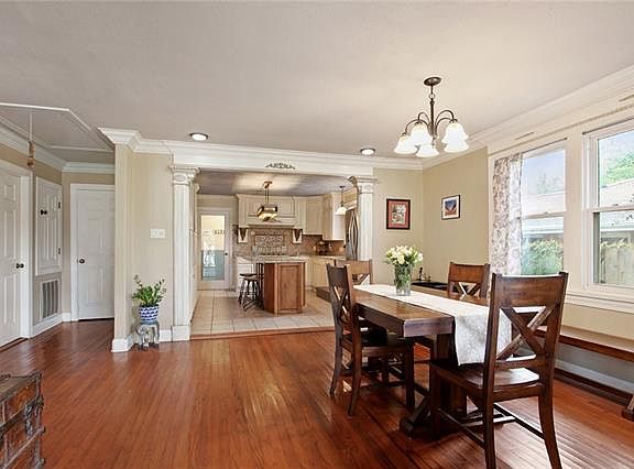 2nd image of 39 Holly Dr