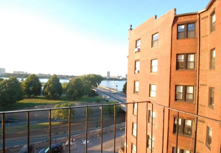 506 Beacon St #4 — Photo 8