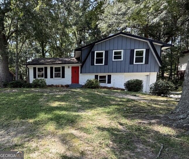 1st image of 220 Hurst Point