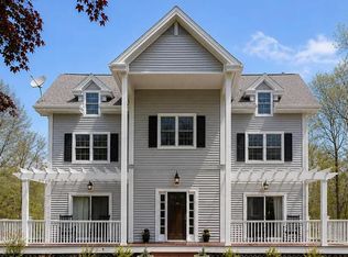 10 N Bog Rd, Edgartown, MA 02539