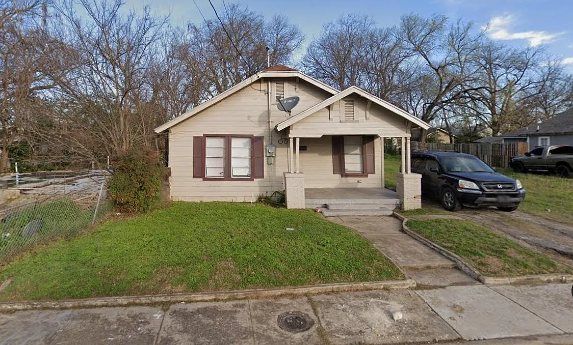 Building Photo - 2407 Dathe St