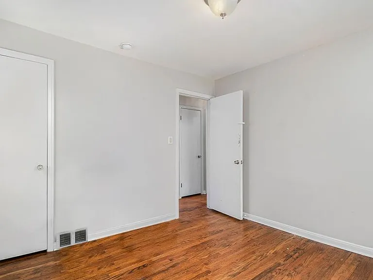 633 N Dorchester Ave — Photo 10